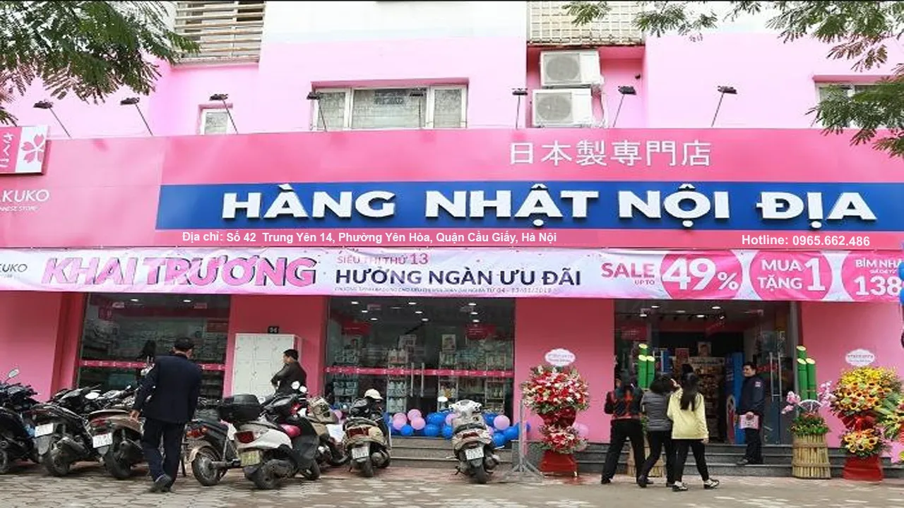Môi trường bên trong nhà màng tự lắp bảo vệ cây trồng khỏi côn trùng và thời tiết