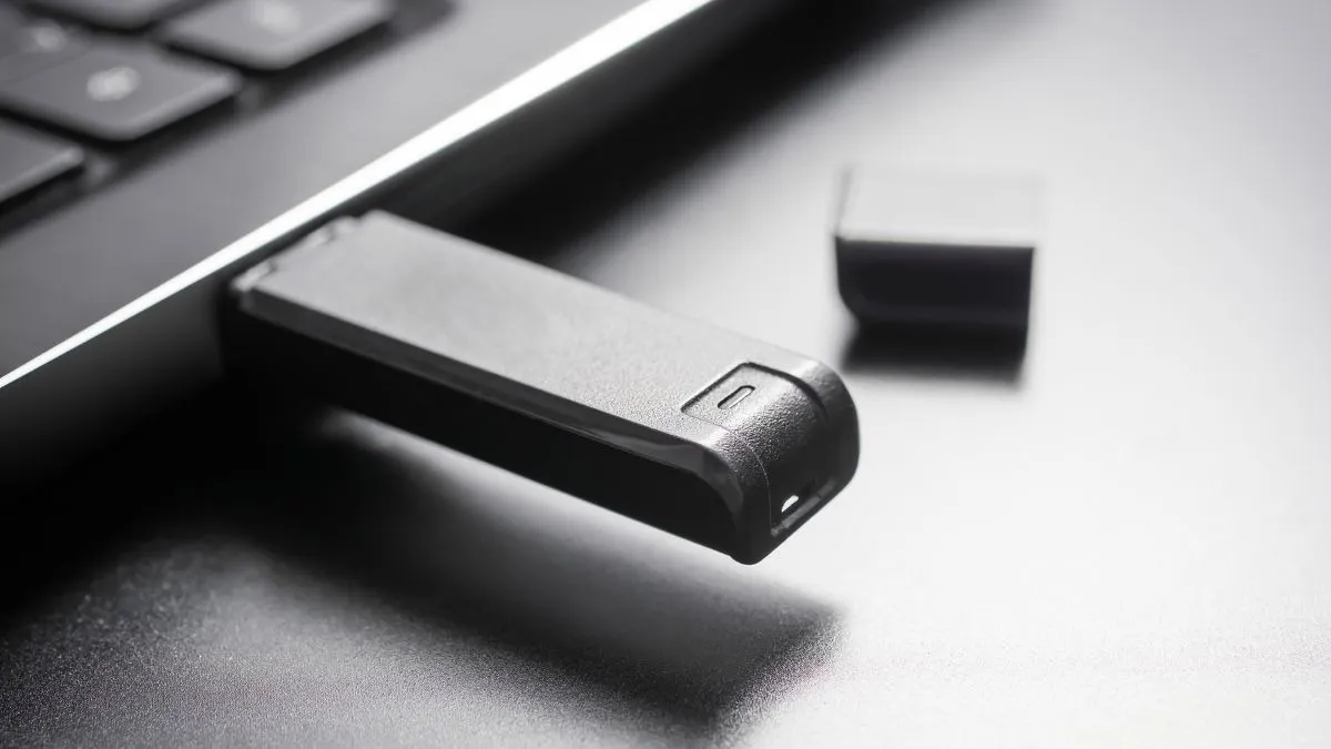 Sử dụng USB Boot là một cách mở khóa máy tính hiệu quả nhưng đòi hỏi kỹ năng