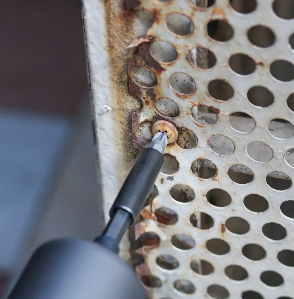 Máy bắn vít Xiaomi Mijia và các phụ kiện được trình bày gọn gàng