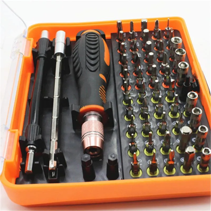 Bộ tua vít đa năng và các công cụ thiết yếu để tự lắp máy tính để bàn