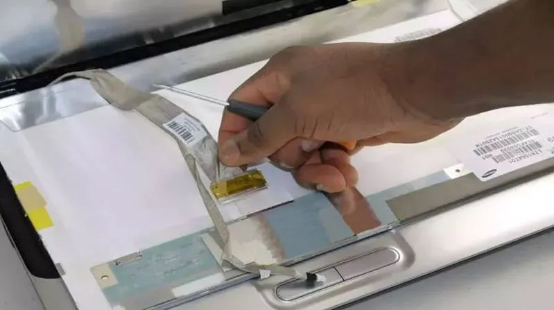 Cách Sửa Màn Hình Máy Tính Bị Trắng Xóa Hiệu Quả Nhất