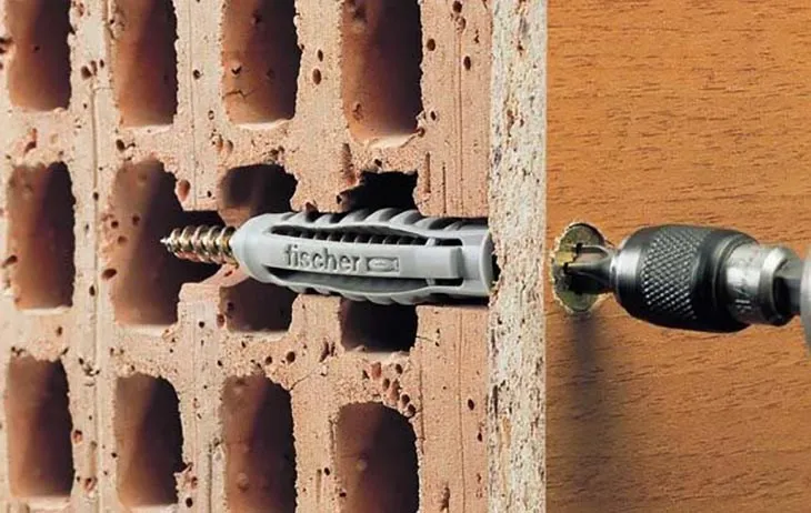 Vít bê tông có độ cứng cứng cao phù hợp sử dụng trên bê tông, gỗ, kim loại, khối xây nề