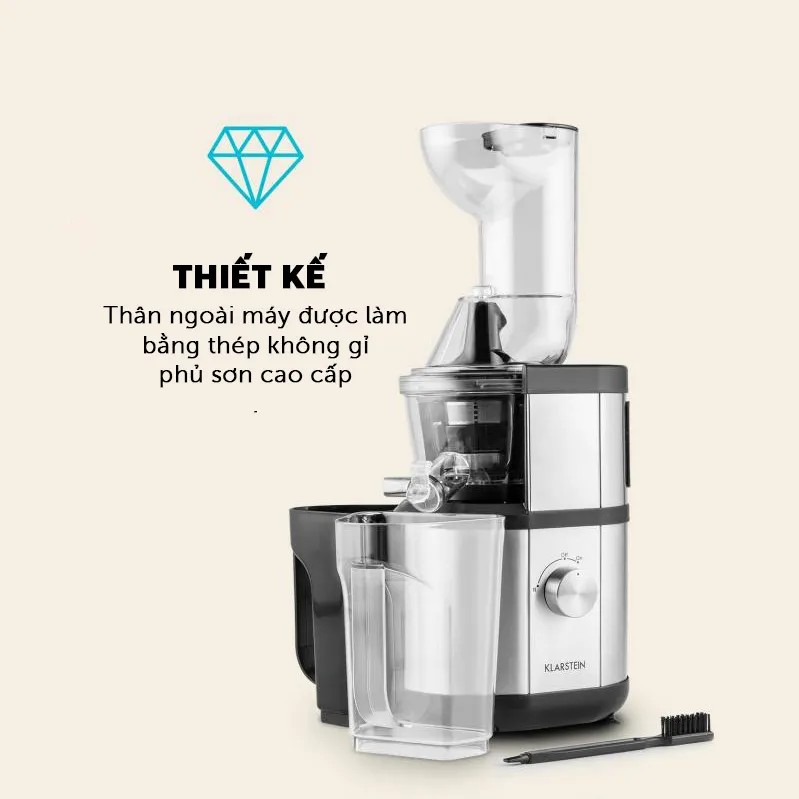 Thiết kế nhỏ gọn của máy ép chậm Klarstein Fruitberry, cho thấy sự tiện lợi trong việc sử dụng và đặt máy trong bếp