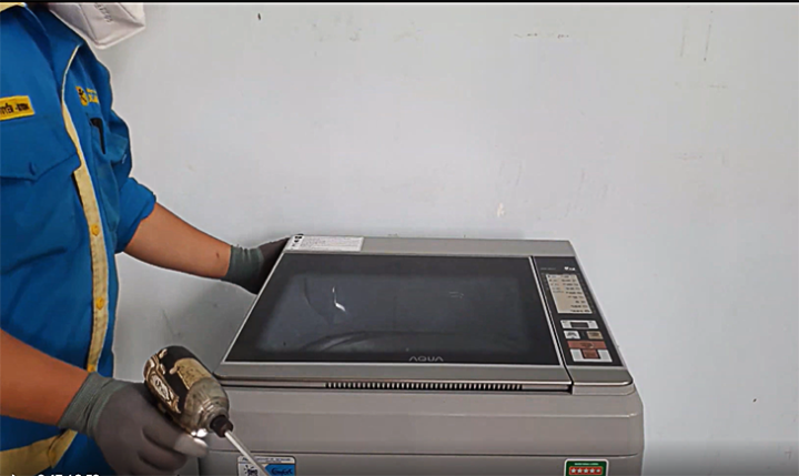 Kiểm tra máy giặt Panasonic sau khi tháo van cấp nước và lắp lại