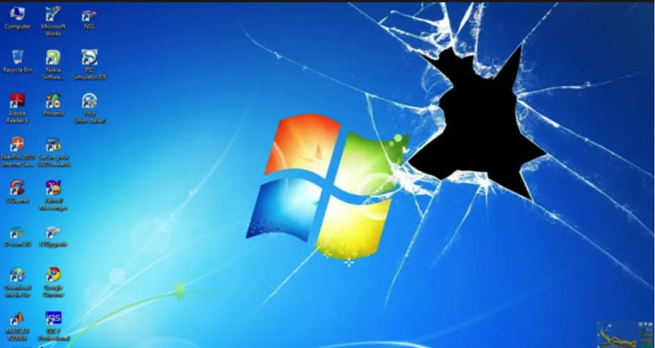 Màn hình máy tính bị vỡ cần sửa chữa