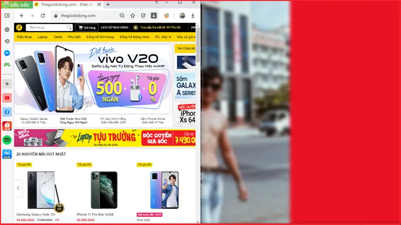 Một cửa sổ ứng dụng được căn chỉnh vào một nửa màn hình bằng tổ hợp phím tắt, minh họa phương pháp mở 2 màn hình nhanh chóng