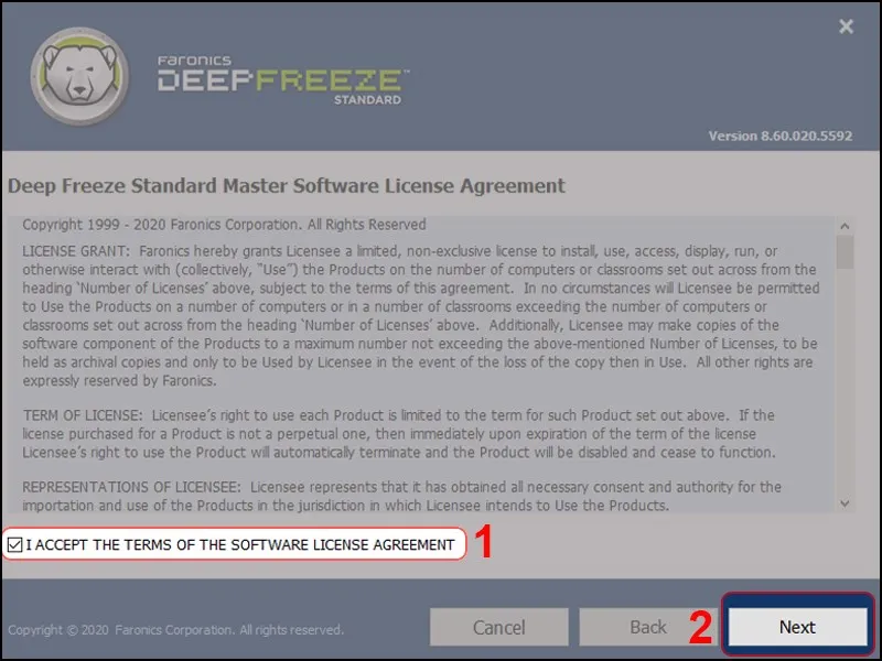 Đồng ý với các điều khoản của chương trình, chọn I accept the terms in the License Agreement.