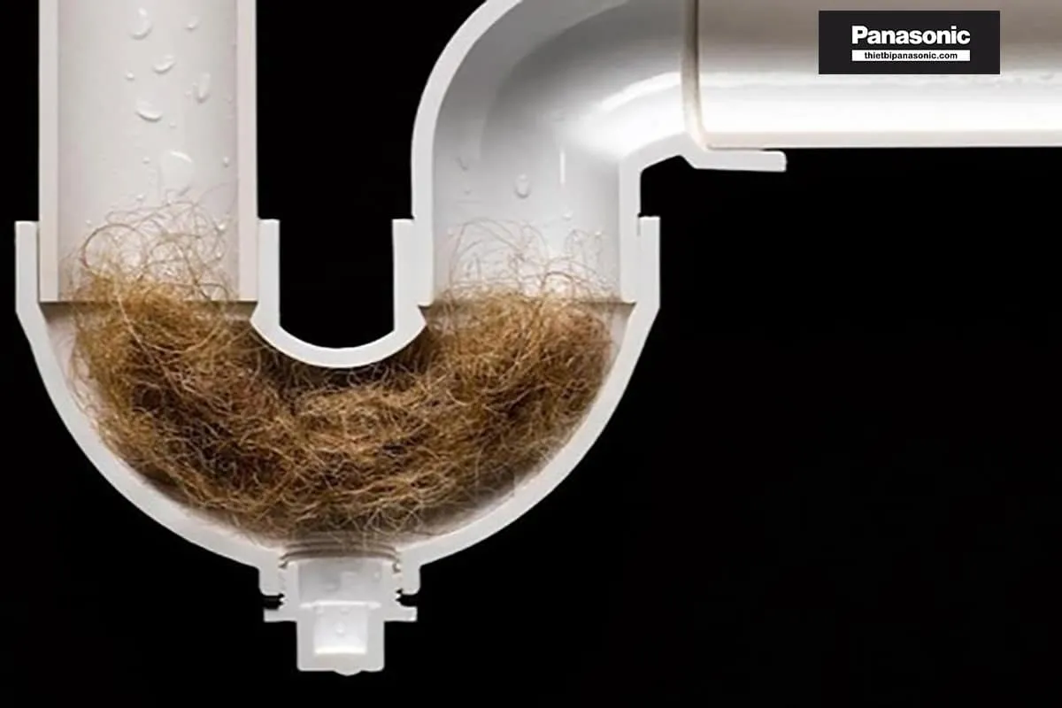 Hệ thống máy bơm nước bị tắc nghẽn vật cản làm bơm không lên nước