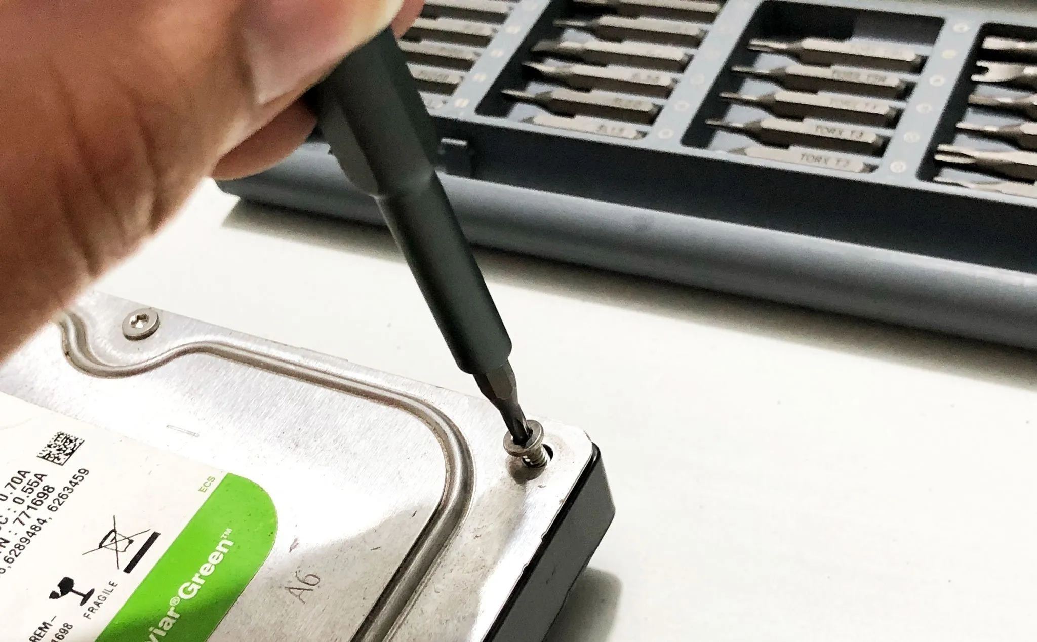 tuốc nơ vít đa năng: Hướng Dẫn Toàn Diện Từ Lựa Chọn Đến Ứng Dụng Chuyên Sâu tuốc nơ vít đa năng: Hướng Dẫn Toàn Diện Từ Lựa Chọn Đến Ứng Dụng Chuyên Sâu