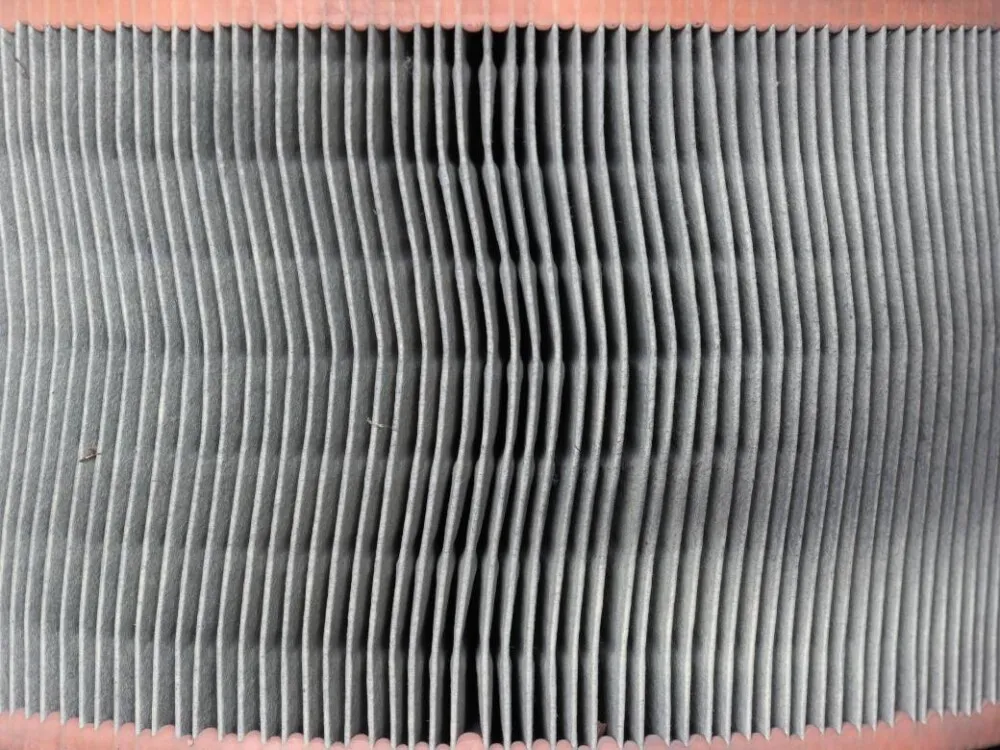 Sử dụng máy lọc không khí với các tính năng tiết kiệm điện năng được bật, giúp giảm chi phí vận hành