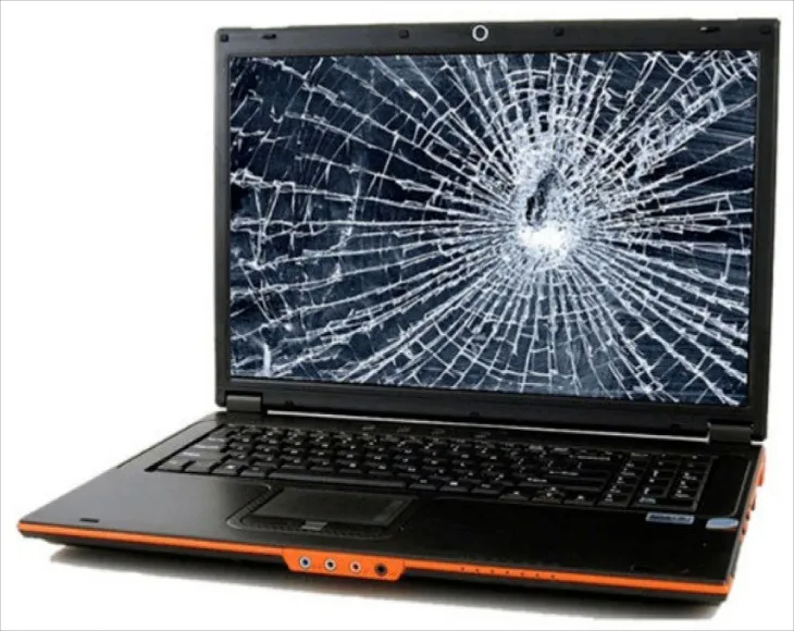 Laptop bị va chạm mạnh có thể gây hỏng phím nguồn