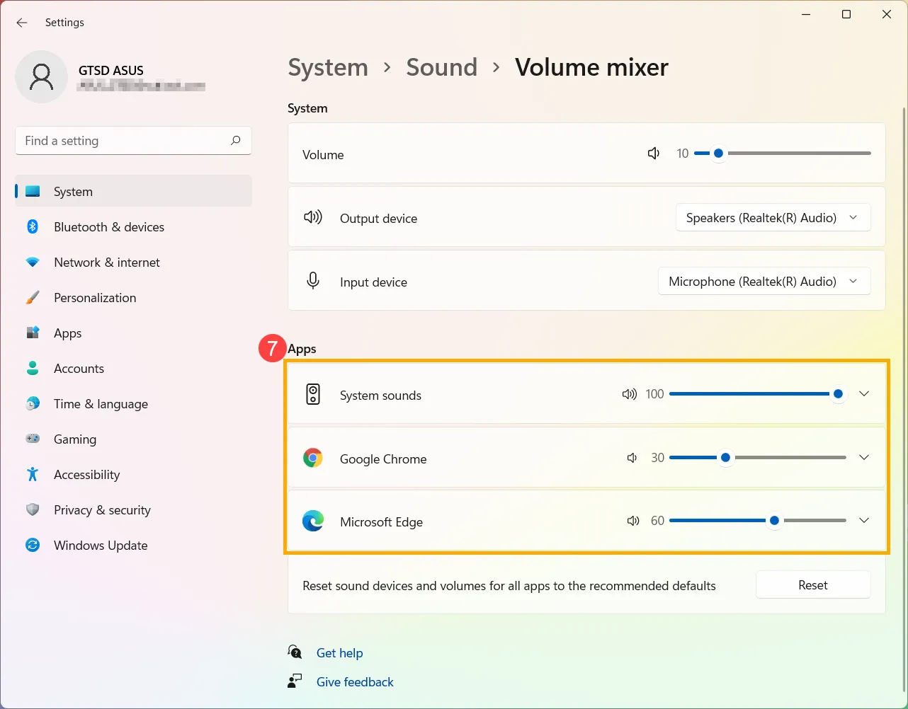 Điều chỉnh âm lượng riêng cho từng ứng dụng trong Volume Mixer của Windows 11.