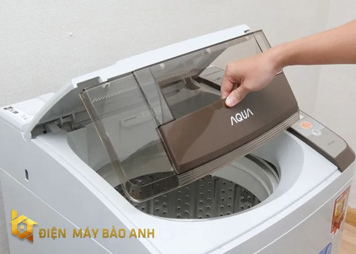 Vệ Sinh Lồng Giặt Máy Giặt Aqua Đã Tháo Rời