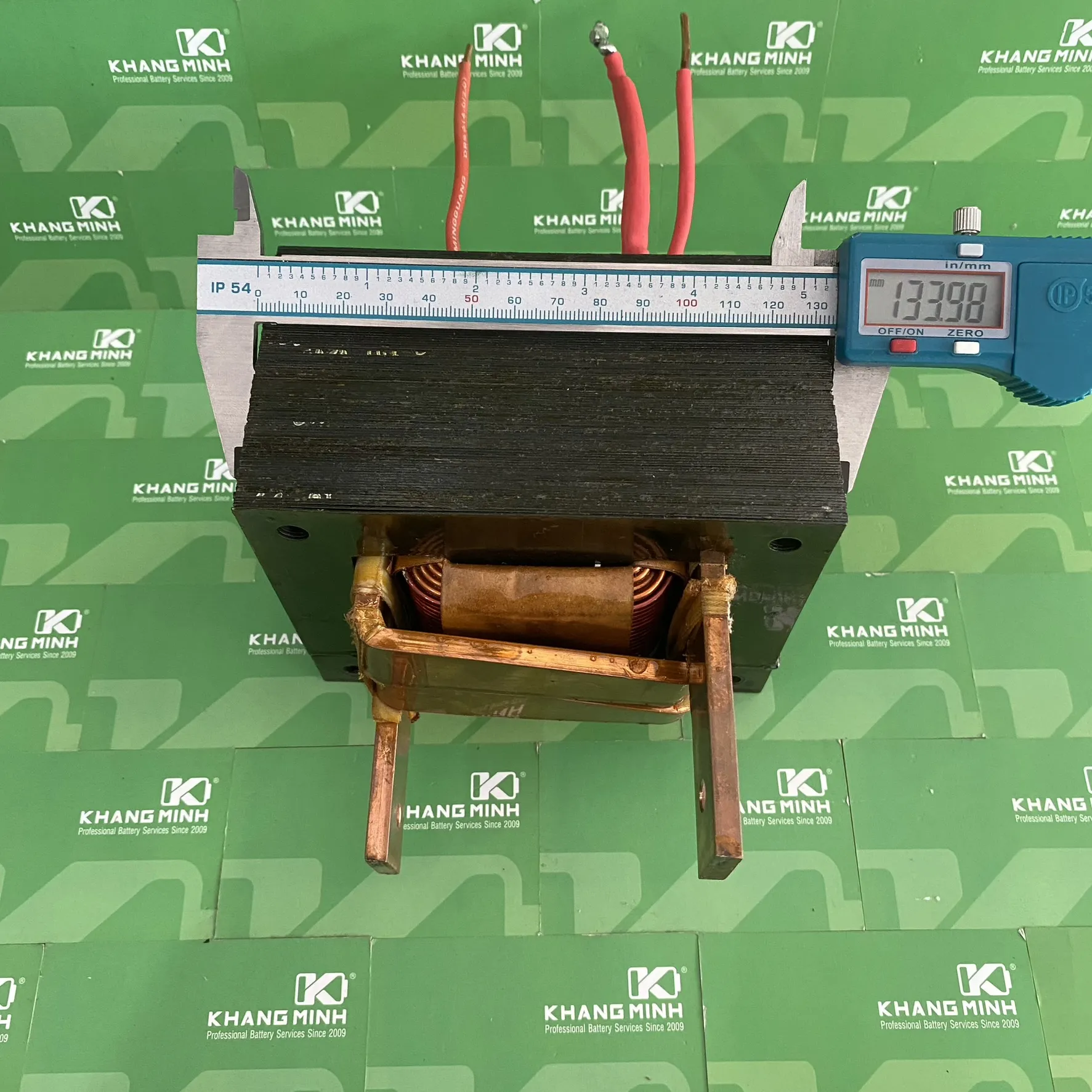 Biến Áp 1500E Full Đồng với cuộn thứ cấp quấn om lõi