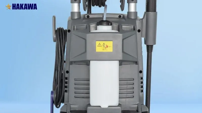 Bình đựng chất tẩy rửa dung tích lớn trên máy xịt rửa