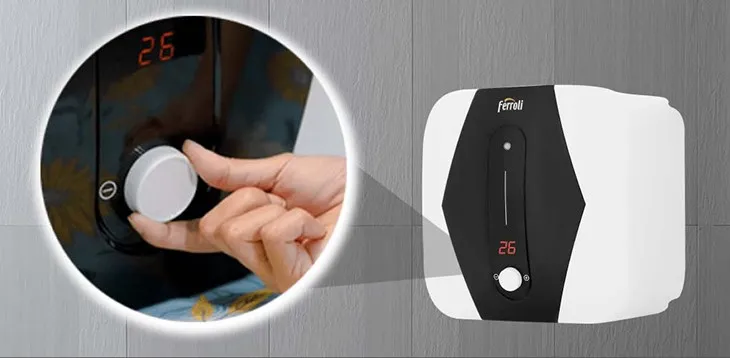 Núm vặn điều chỉnh nhiệt độ nước trên máy nước nóng Ferroli đến mức mong muốn