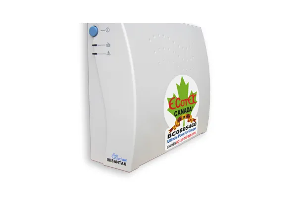 Bộ lưu điện Santak 500VA giúp ổn định nguồn điện, ngăn ngừa hư hỏng linh kiện máy tính khi sửa chữa