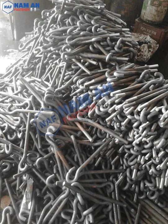 Bu lông neo móng chữ L