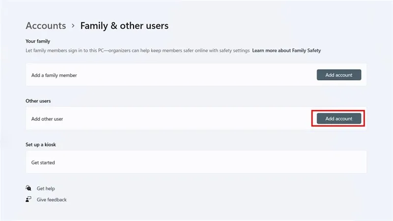 Mục &quot;Other users&quot; trong Cài đặt Windows 11, hiển thị nút &quot;Add account&quot;