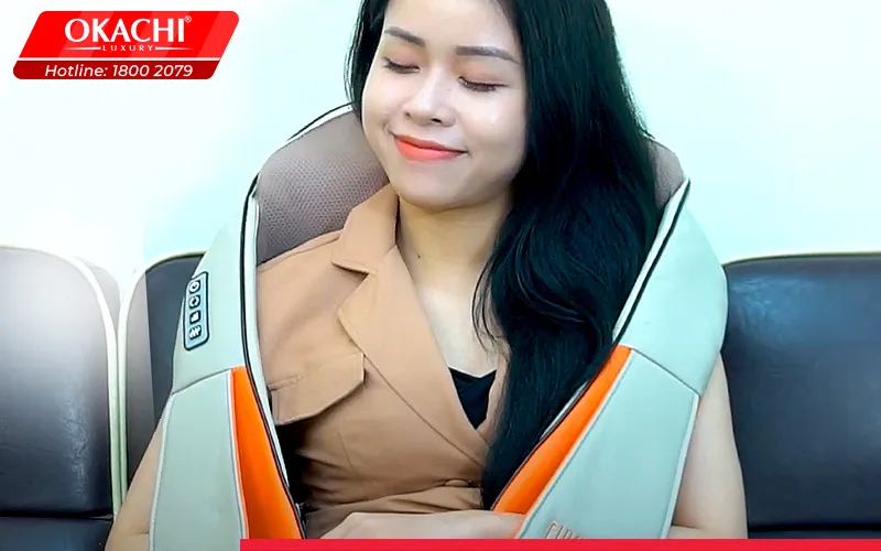 Hình ảnh minh họa các lưu ý quan trọng khi vận hành máy massage vai gáy để đảm bảo an toàn sức khỏe