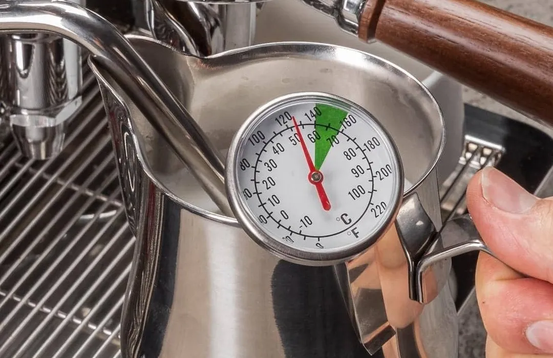 Máy pha cà phê Elmich thiết kế hiện đại, nhiều tính năng ưu việt, cách sử dụng máy pha cà phê Elmich