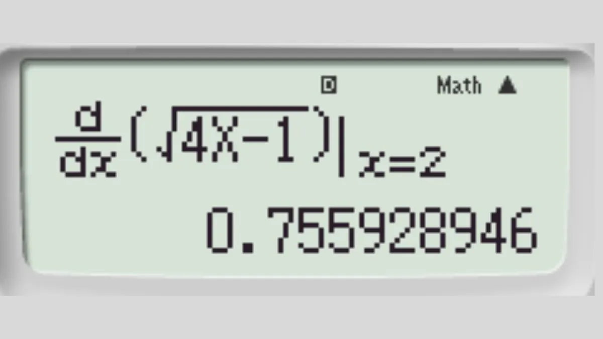 Kết quả đạo hàm cấp 1 được tính bằng máy tính Casio, minh họa cách sử dụng máy tính để tính đạo hàm