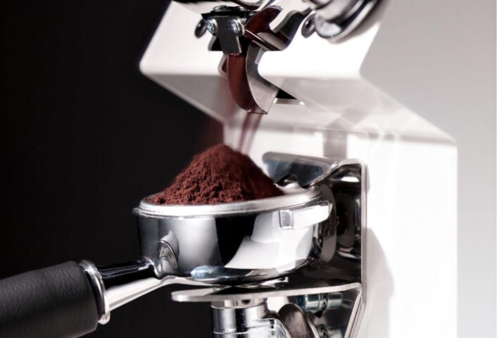 Cách Sử Dụng Máy Điện Tim 3 Cần Chuẩn Xác Và Hiệu Quả