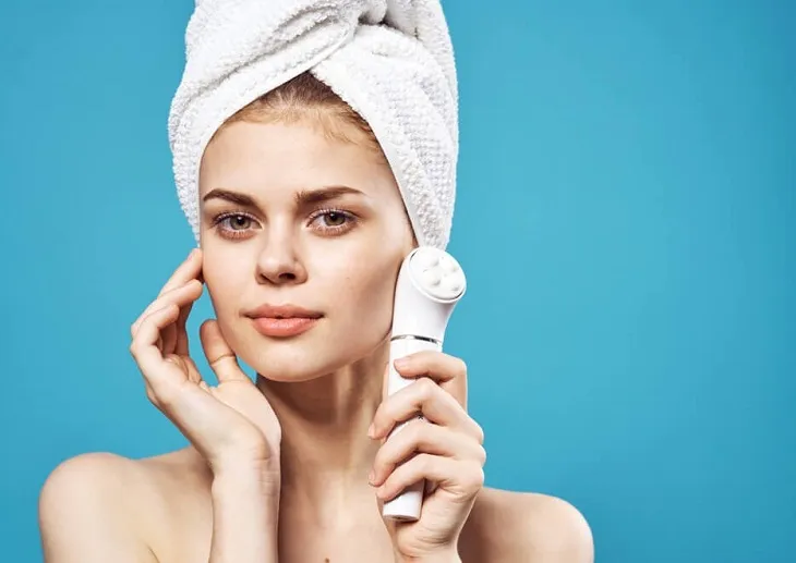 Massage mặt 1-2 lần/tuần giúp giảm mệt mỏi và thư giãn hiệu quả