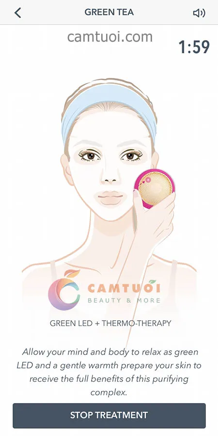 Ứng dụng Foreo chạy video hướng dẫn khi đắp mặt nạ UFO toàn mặt