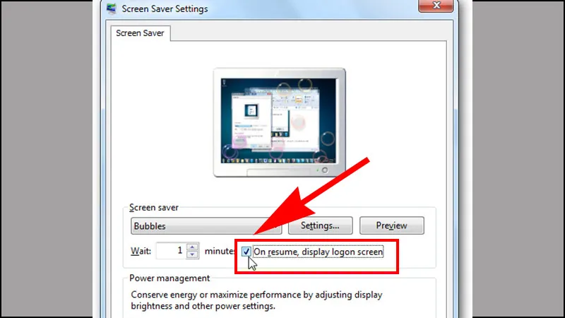 Tick chọn vào ô On resume, display logon screen để kích hoạt khóa màn hình