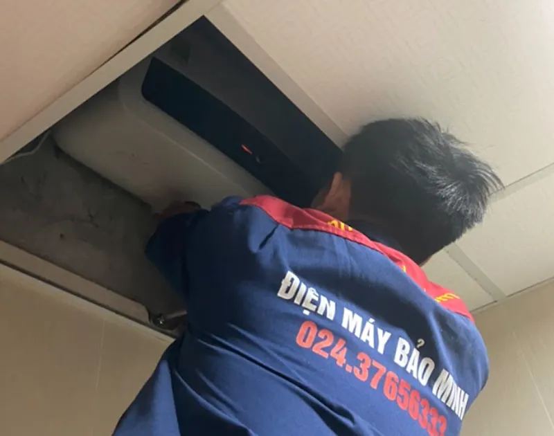 Chuẩn bị đầy đủ dụng cụ và vật tư trước khi lắp đặt máy nóng lạnh Ariston