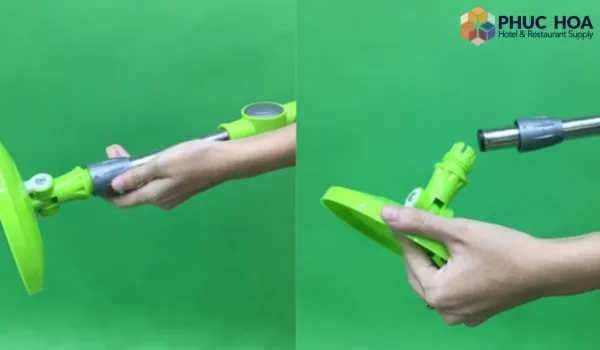 Gắn cán và mâm xoay của cây lau nhà tự động một cách chắc chắn