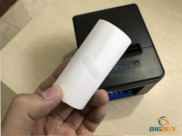 Chuẩn bị cuộn giấy in nhiệt phù hợp cho máy POS