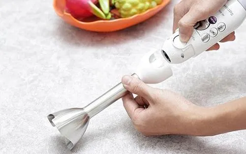 Cách lắp máy xay sinh tố cầm tay