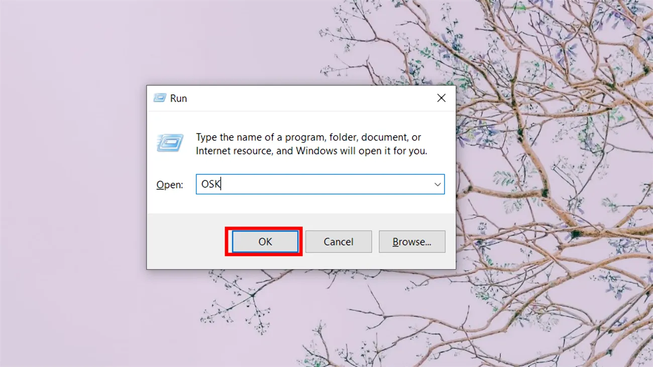 Trong hộp thoại Run, nhập &quot;osk&quot; vào ô tìm kiếm và nhấn OK để mở bàn phím ảo
