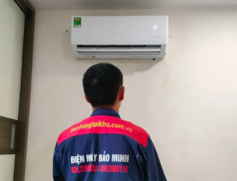 Nguyên Nhân Khiến Remote Điều Khiển Máy Lạnh Gree Bị Khóa