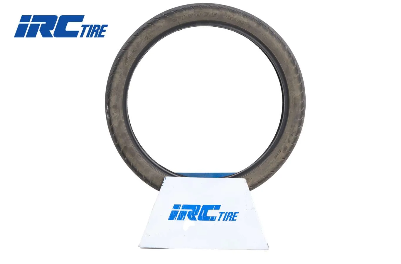 Cách nhận biết lốp xe đã bị lắp ngược