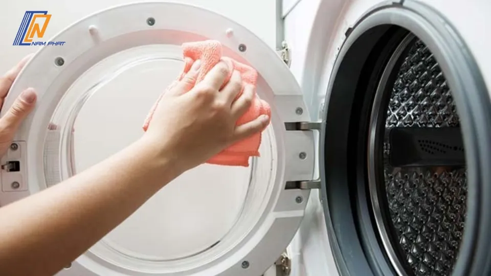 Tần suất vệ sinh máy giặt