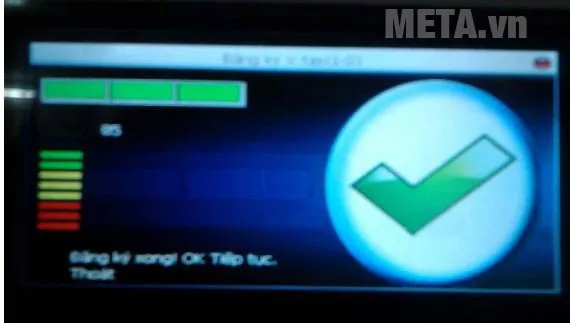 Thông báo đăng ký ID vân tay thành công trên màn hình máy chấm công