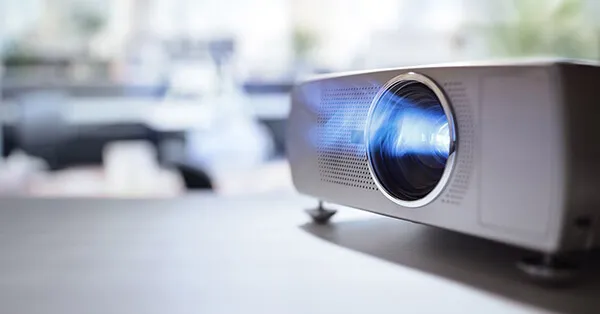 Đảm bảo vị trí đặt máy chiếu Promethean thông thoáng để duy trì hiệu suất hoạt động tốt nhất