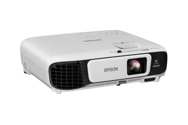 Máy chiếu Epson đến từ Nhật Bản luôn được đề cao về chất lượng và tính bền bỉ theo thời gian