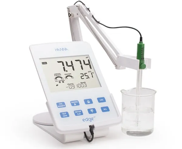 Thiết bị đo pH/ORP/EDGE Hanna HI2002-02 siêu mỏng, đại diện cho công nghệ hiện đại trong cách sử dụng máy đo pH để bàn