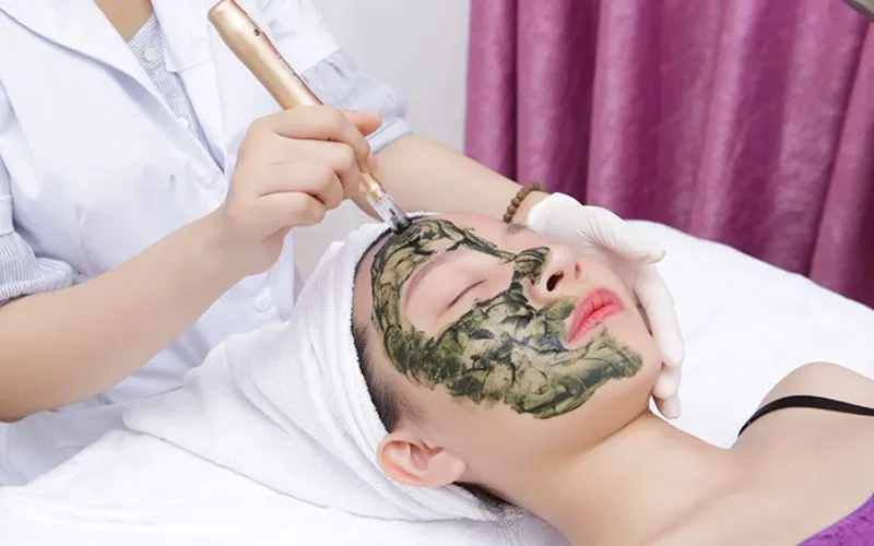 Tuân thủ đúng lời khuyên của các bác sĩ da liễu để da được hồi phục tốt nhất và tránh biến chứng