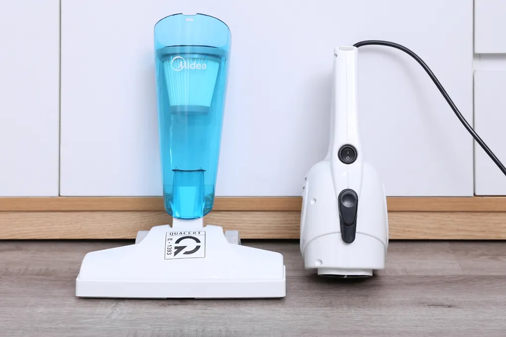 Kiểm tra kết nối điện của máy hút bụi cầm tay Midea MVC-SC861B