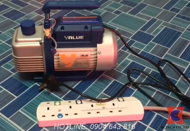 Kết nối bơm Value với nguồn điện để vận hành