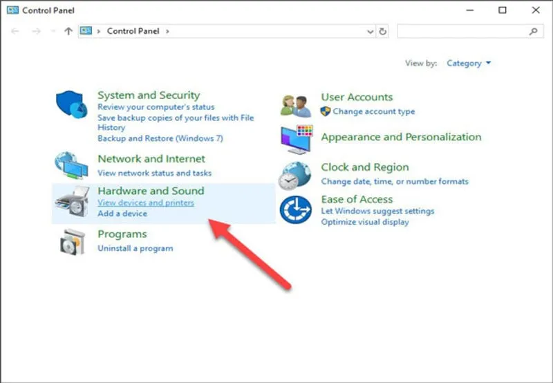 Màn hình 'Hardware and Sound' trong Control Panel, với tùy chọn 'View devices and printers' được khoanh đỏ