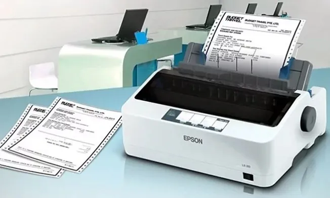 Cửa sổ thiết lập trang in trên máy tính, hiển thị các tùy chọn cấu hình trước khi in tài liệu.