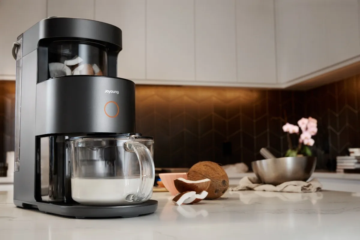 Máy làm sữa hạt Joyoung chế biến đa dạng các loại sữa hạt