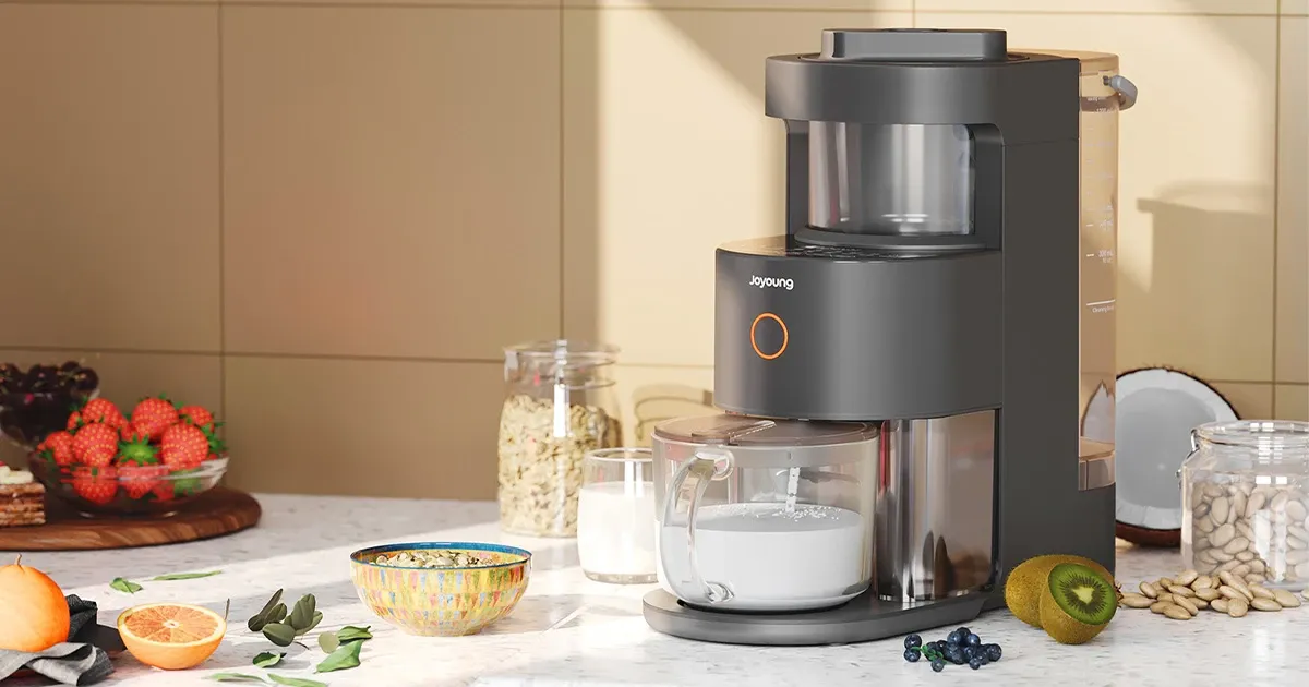 Máy làm sữa hạt Joyoung Y1 và ổ cắm điện