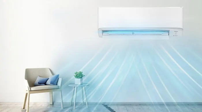 Điều Chỉnh Hướng Gió và Tốc Độ Quạt Tự Động